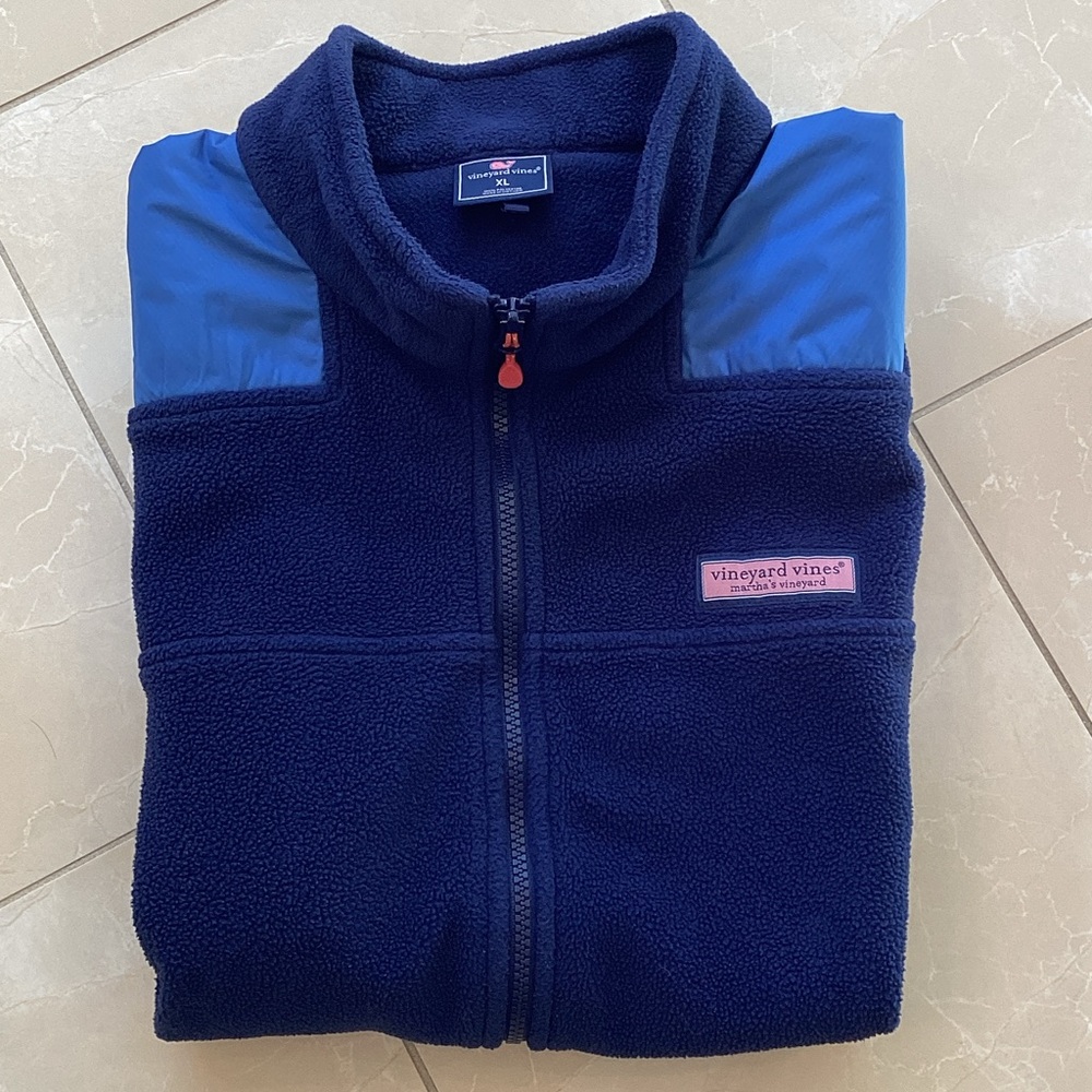 Men’s’ XL Vineyard Vines Fleece Vest in Navy and Blue